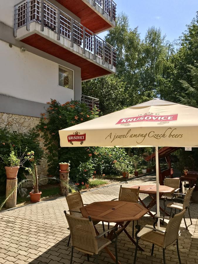 Well Hotel Harkány Extérieur photo